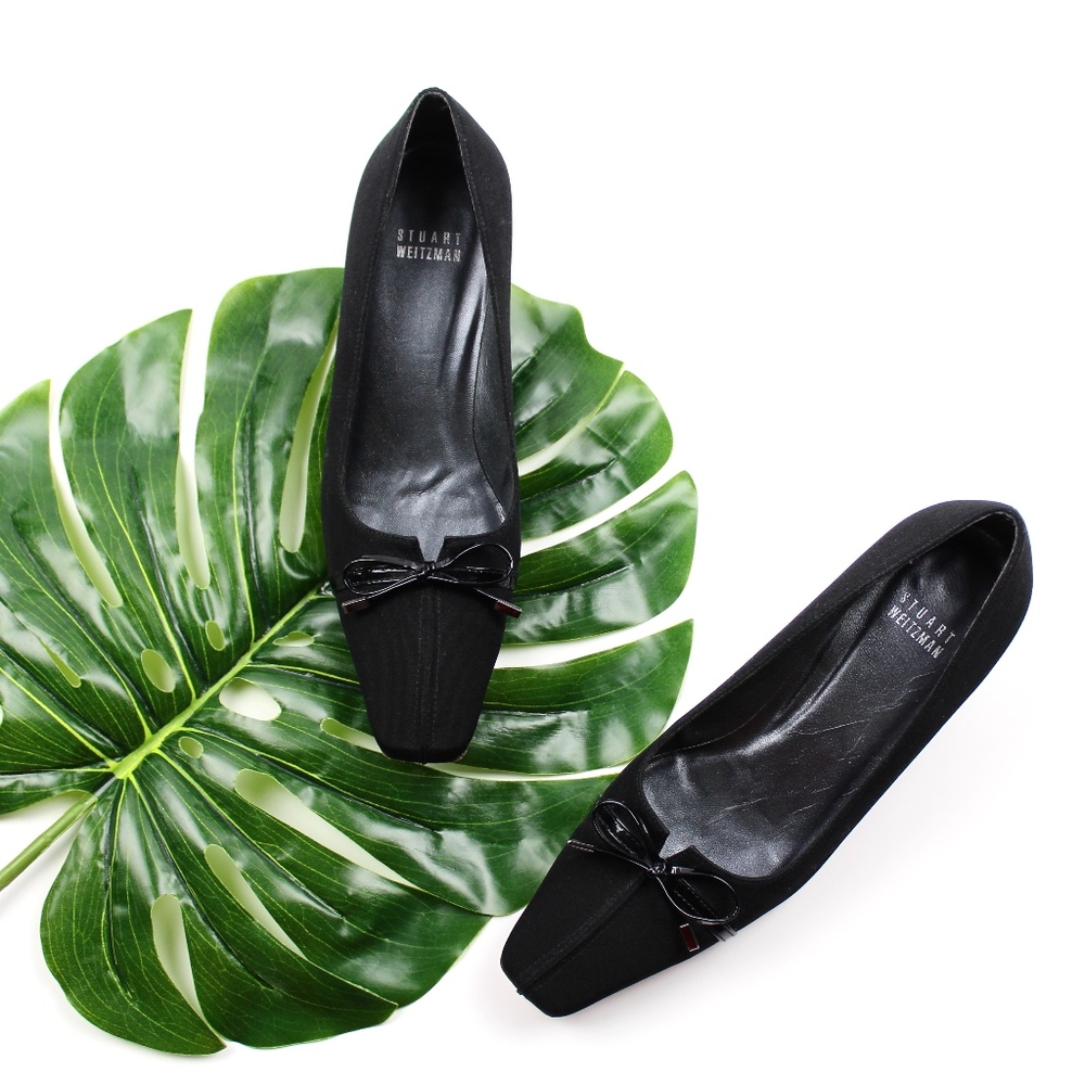 Stuart Weitzman | Black Kitten Heel